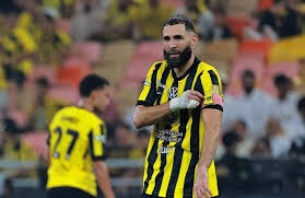 托尼·关恩在退役前表示，他从未想过要超越皮特·罗斯，只想做好自己